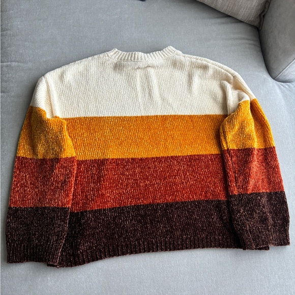 Volcom Women's Sweater - Picture 2 of 4